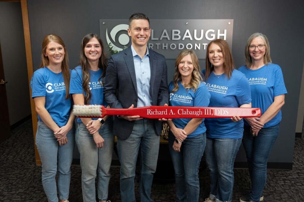 A Beginner’s Guide To Clear Braces